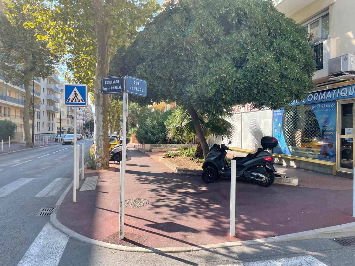 Spacieux F2 climatisé proche de la mer Antibes Extérieur photo
