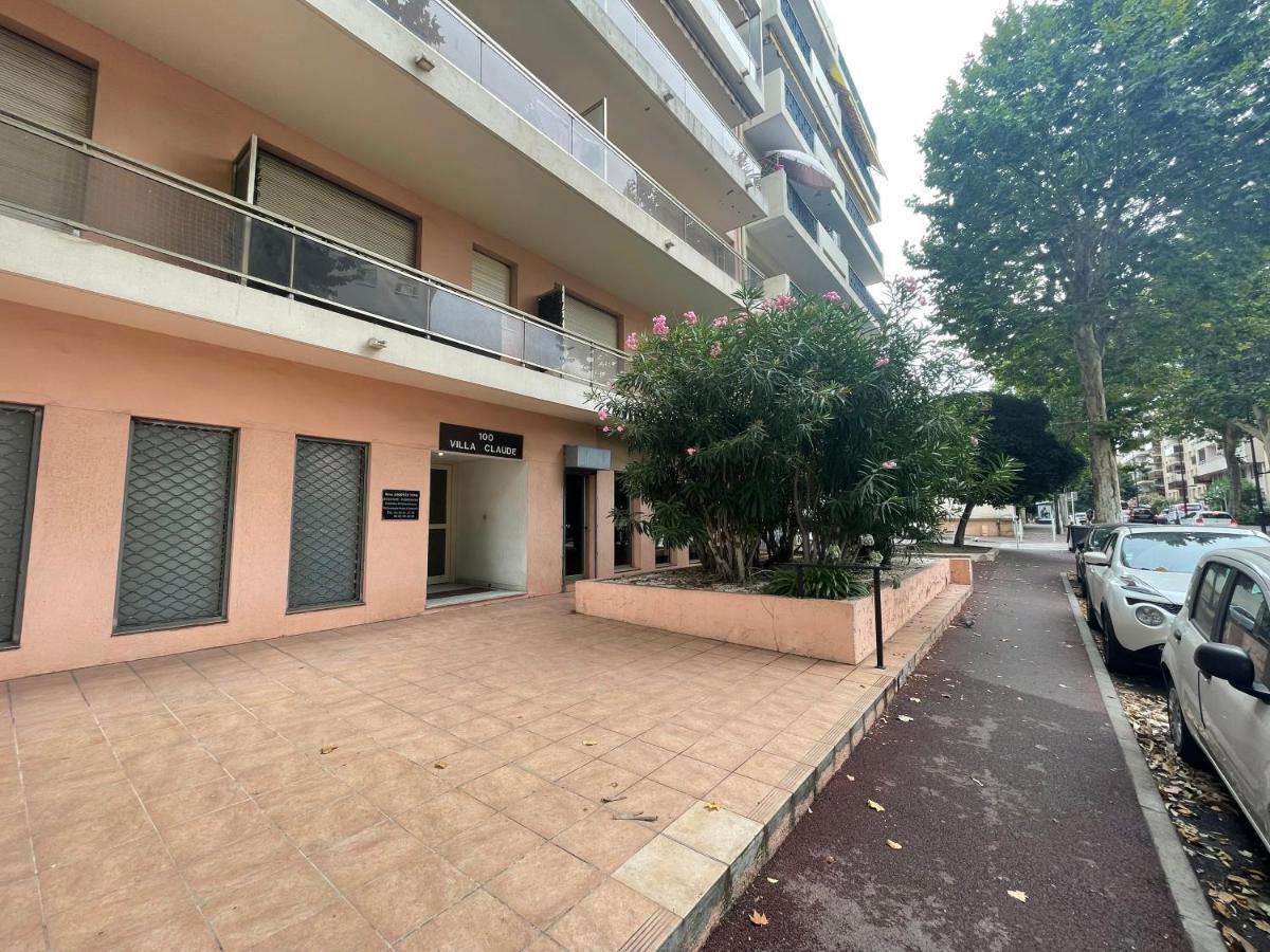 Spacieux F2 climatisé proche de la mer Antibes Extérieur photo